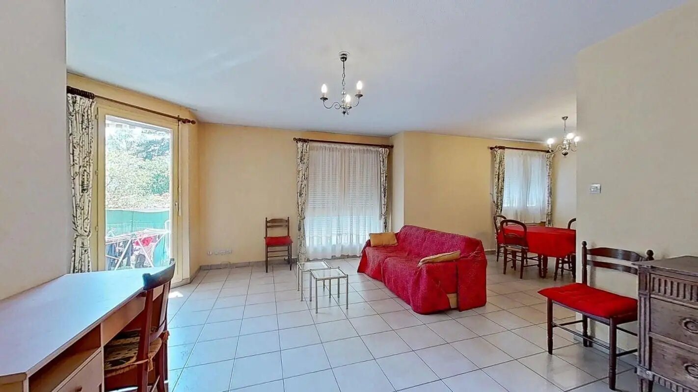 Appartement à louer, 962m², Caluire-et-Cuire