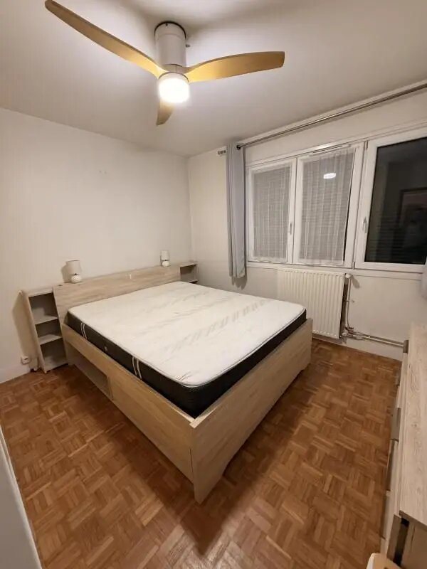 Appartement à louer, 82m², Lyon 8ème