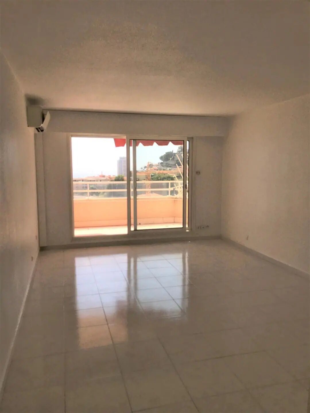 Appartement à louer, 3m², Beausoleil