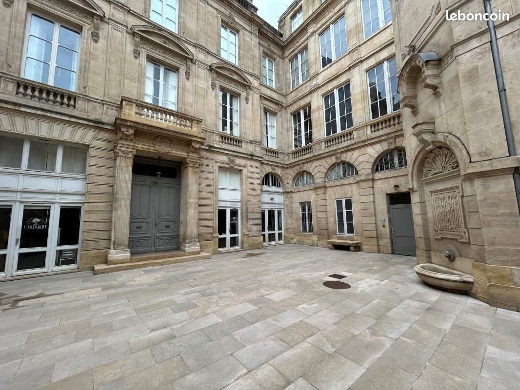 Appartement à louer, 95m², Bordeaux