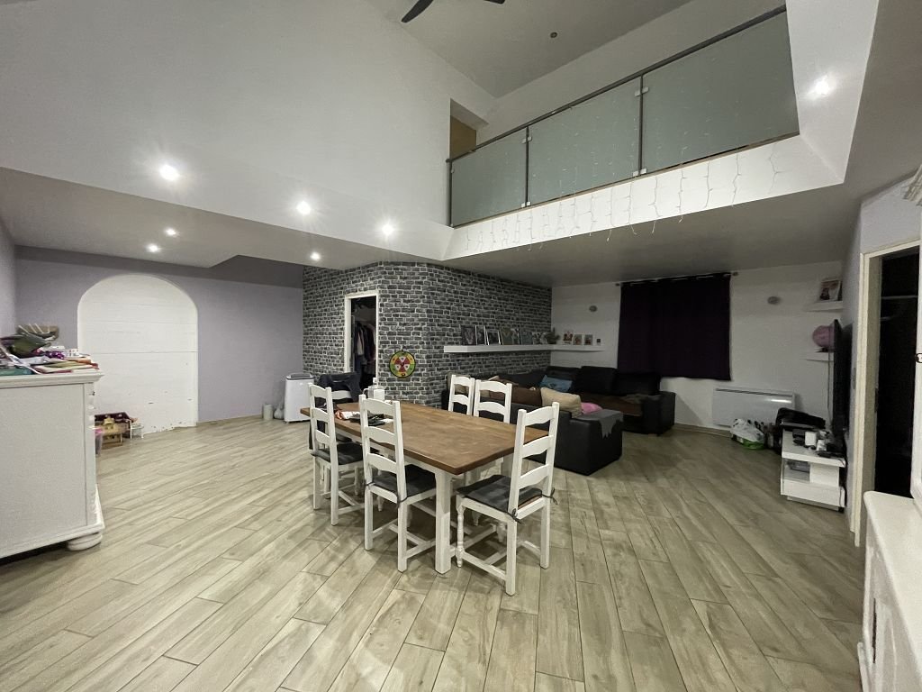 Maison à vendre, 153m², Saint-Hilaire-les-Andrésis
