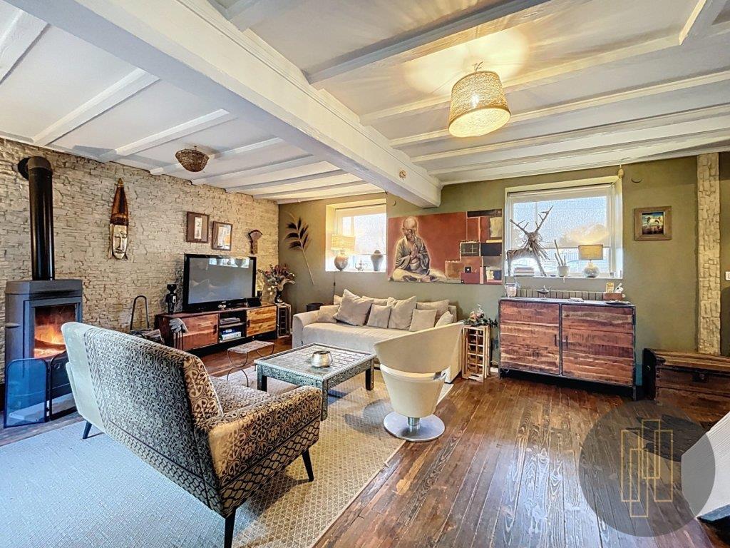 Maison à vendre, 166m², Ambérieux