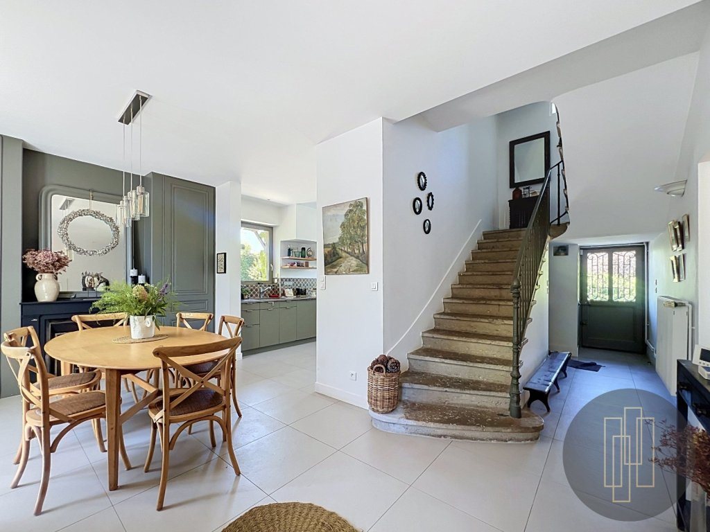 Maison à vendre, 190m², Saint-Germain-au-Mont-d'Or