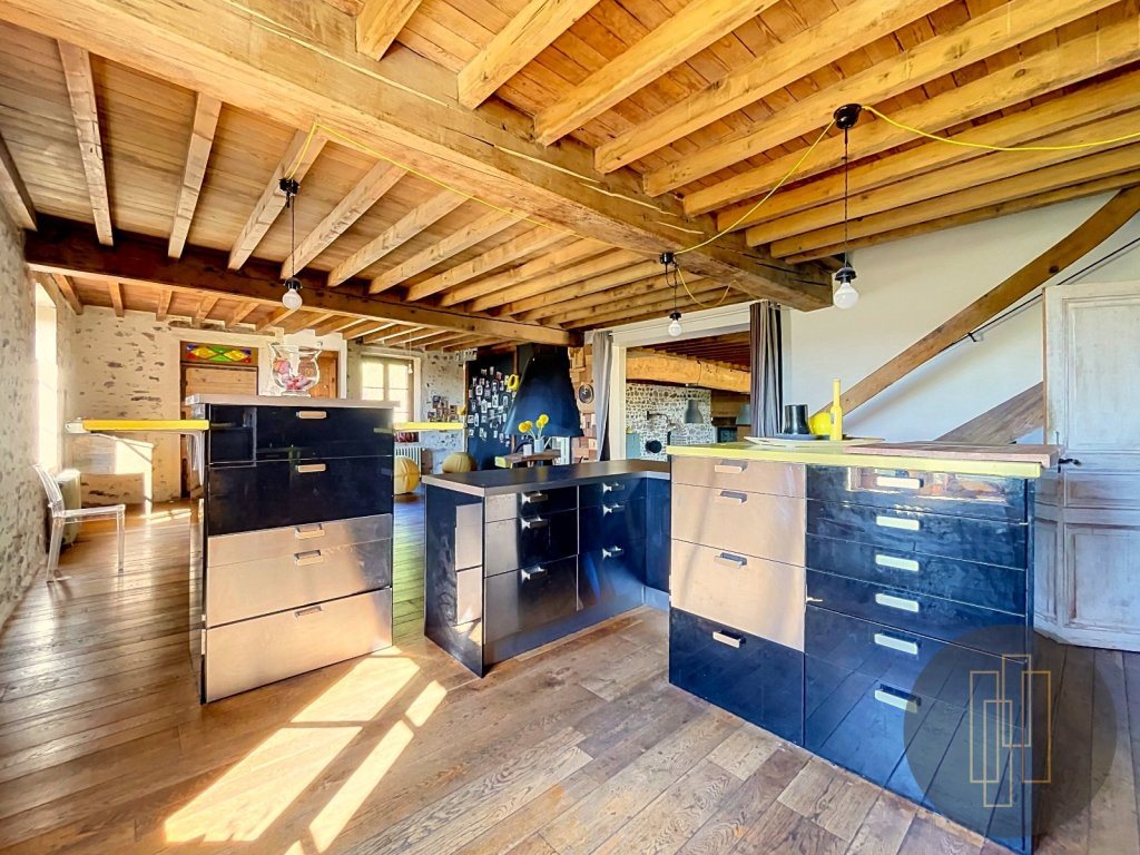 Maison à vendre, 522m², Vaux-en-Beaujolais