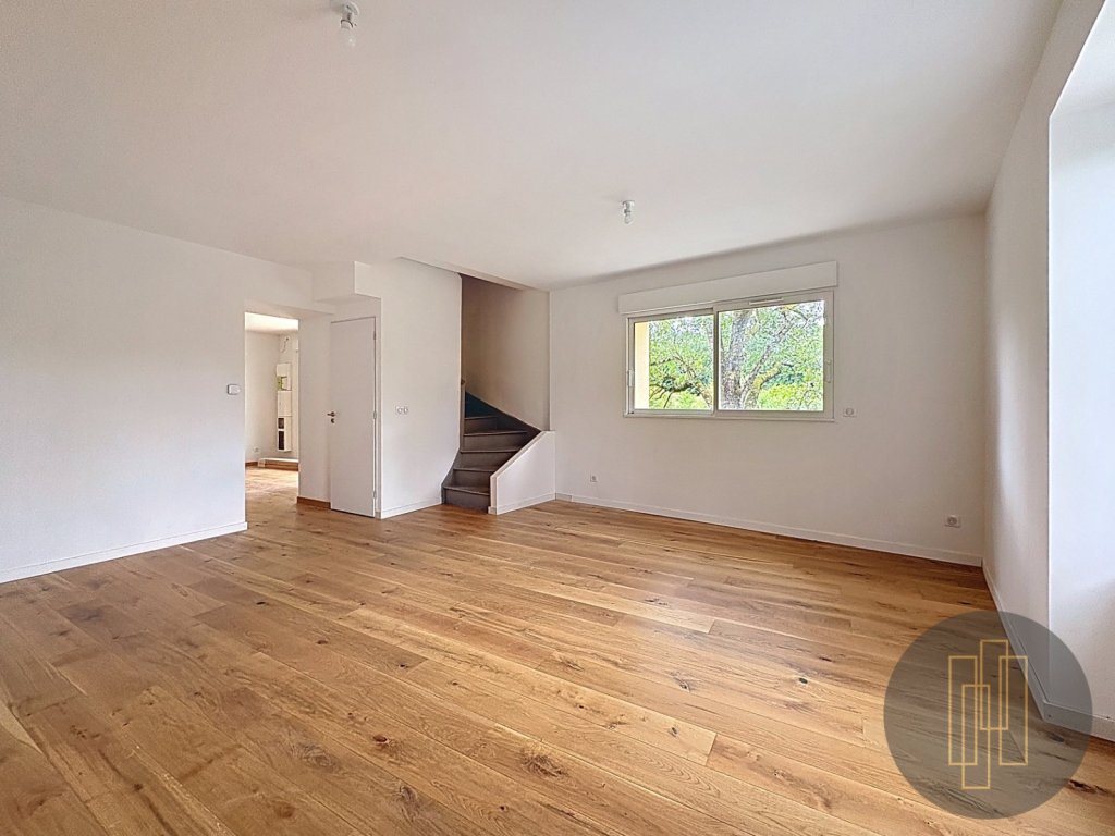 Maison à vendre, 84m², Sourcieux-les-Mines