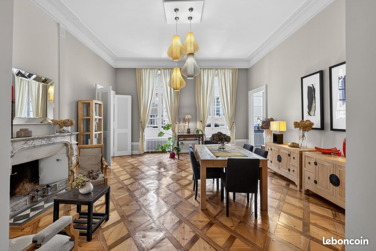 Appartement à vendre, 220m², Chambéry