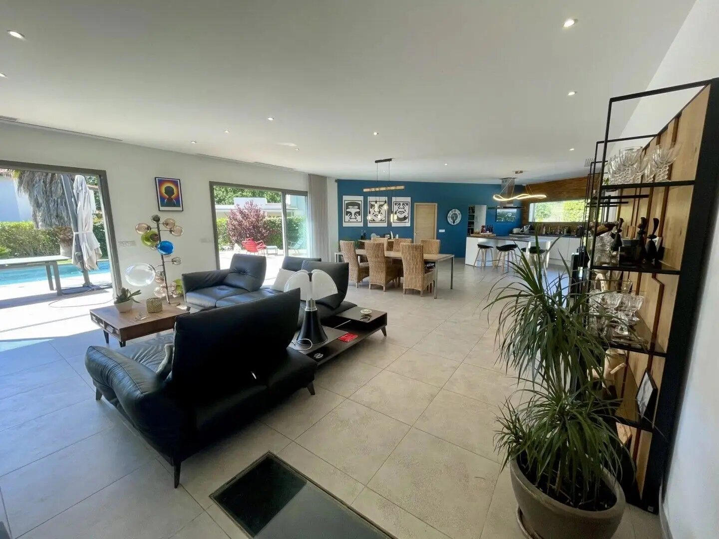 Maison à vendre, 198m², Sainte-Colombe-de-la-Commanderie