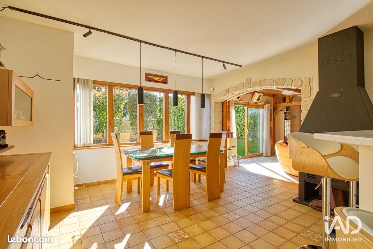 Maison à vendre, 185m², Claye-Souilly