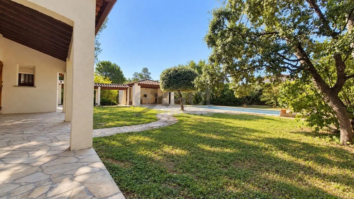 Maison à vendre, 216m², Saint-Clément-de-Rivière