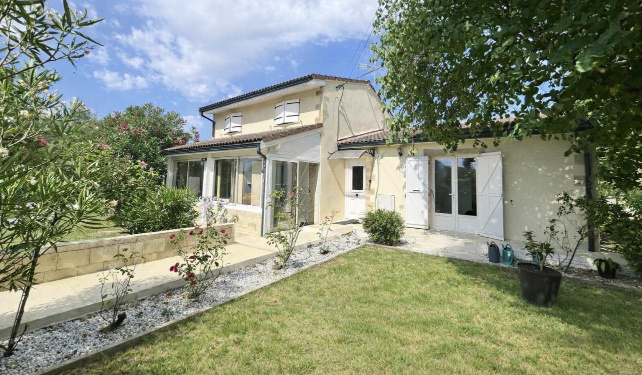 Maison à vendre, 115m², Saint-André-de-Cubzac