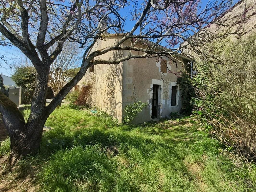 Maison à vendre, 83m², Saint-Christoly-de-Blaye