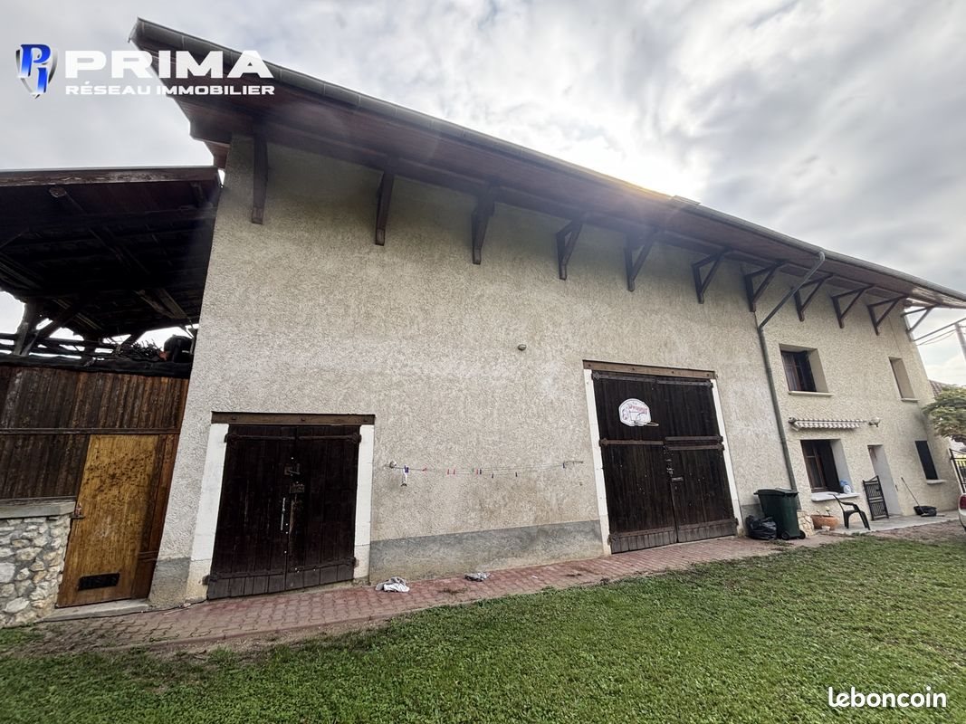 Maison à vendre, 142m², Saint-Cassien