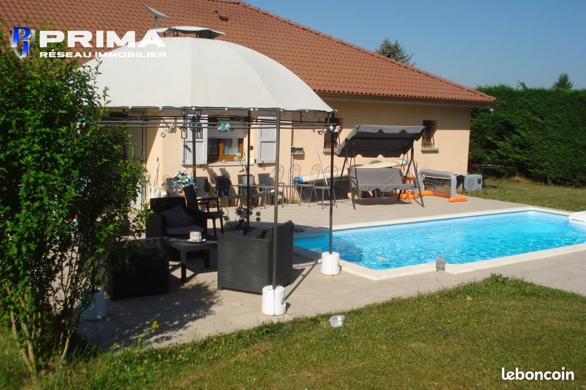 Maison à vendre, 111m², Montferrat