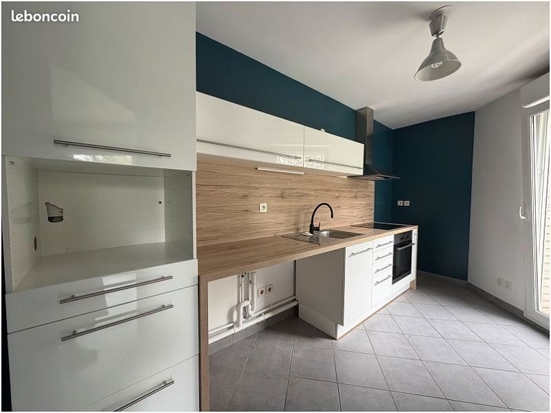 Appartement à louer, 82m², La Madeleine