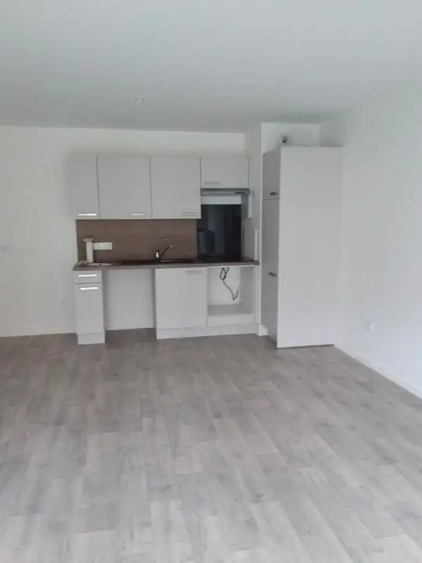 Appartement à louer, 65m², Beauchamp