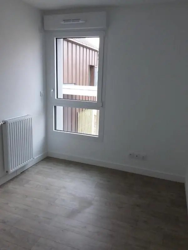 Appartement à louer, 57m², Presles
