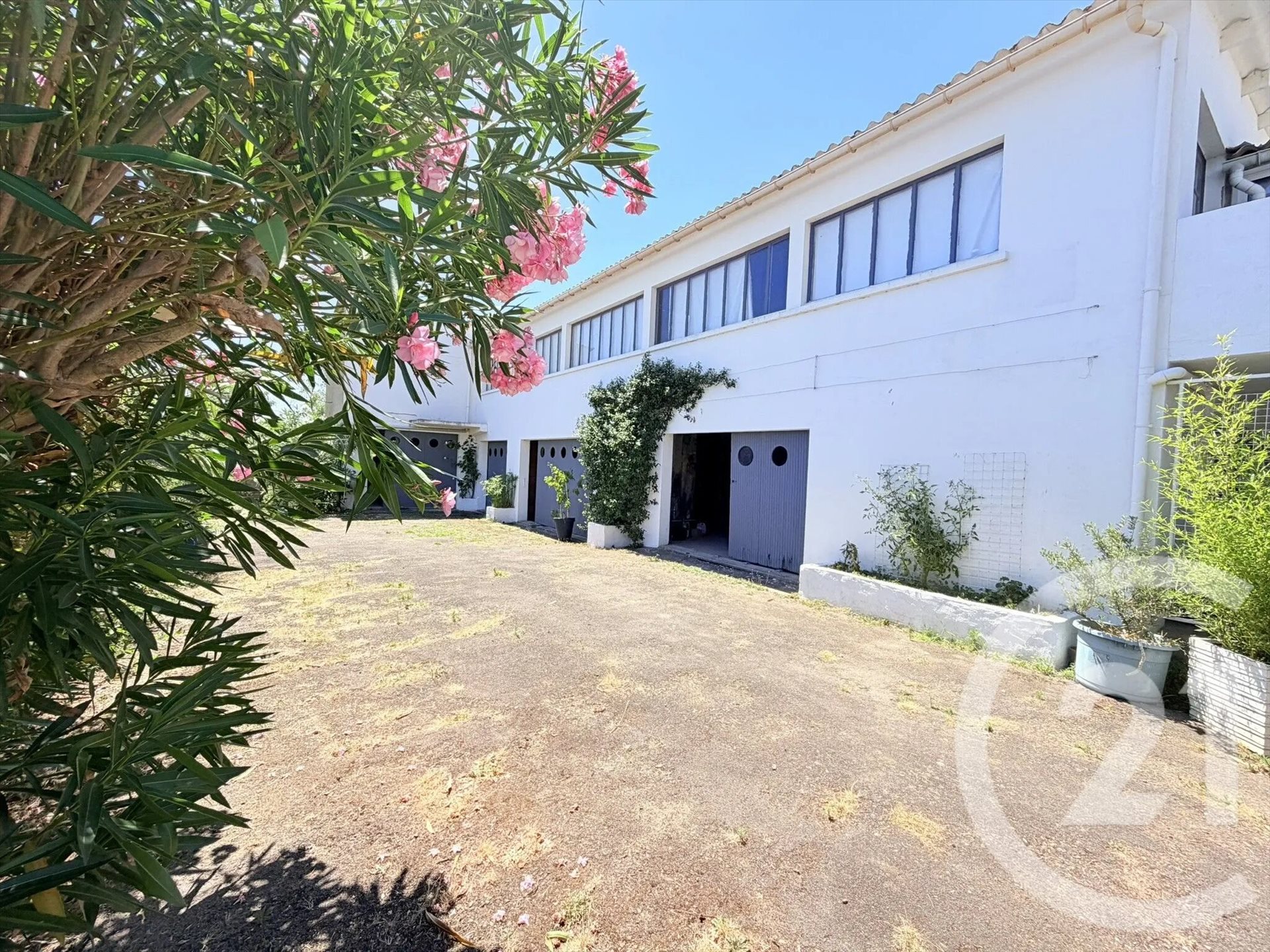 Maison à vendre, 724m², Longeville-sur-Mer