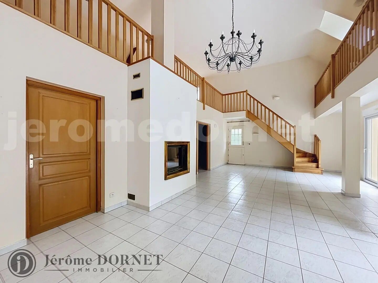 Maison à vendre, 206m², Crèvecoeur-le-Grand