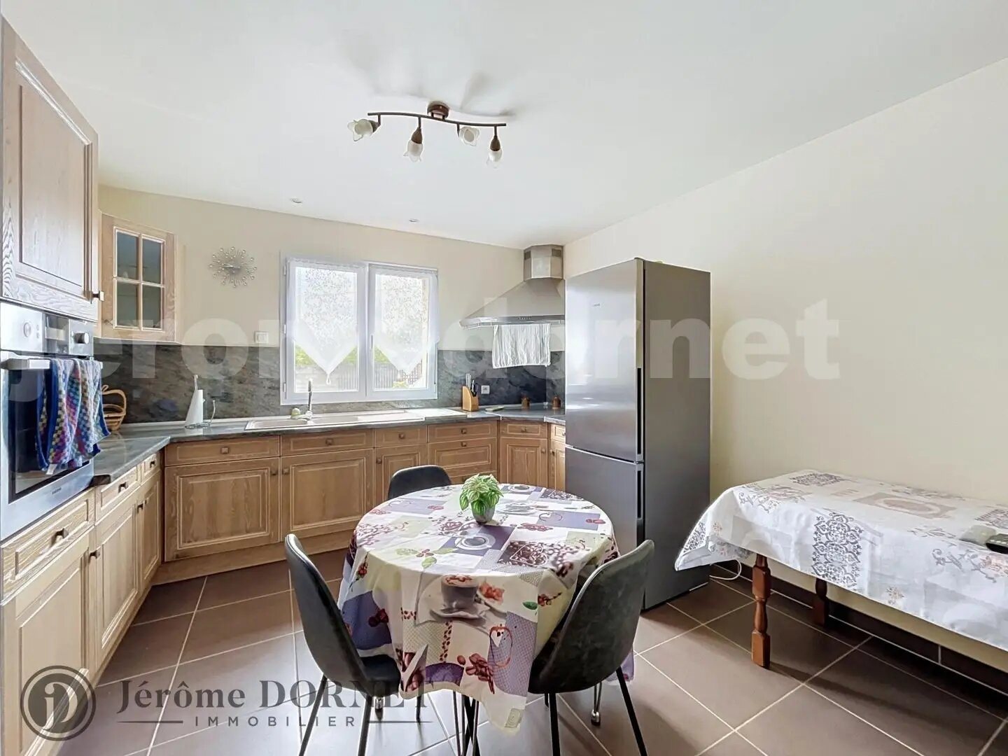 Maison à vendre, 266m², Crèvecoeur-le-Grand