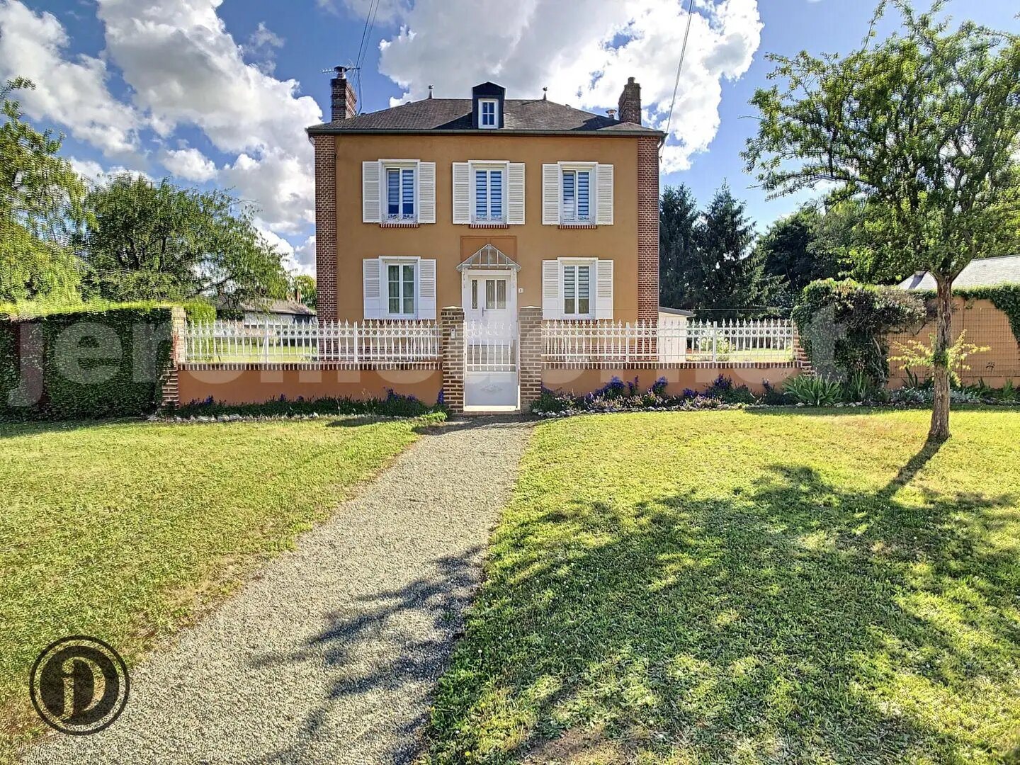 Maison à vendre, 115m², Crèvecoeur-le-Grand