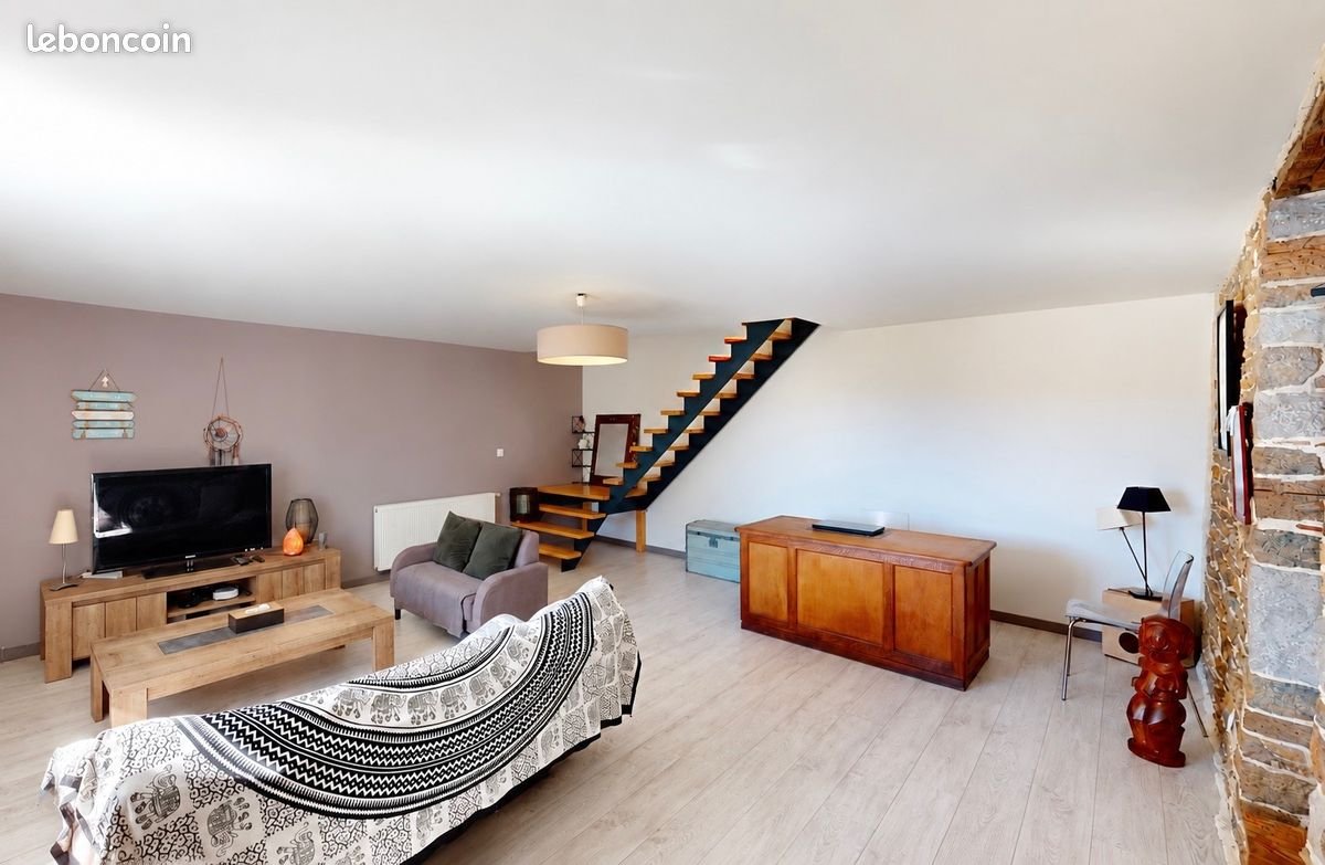 Maison à vendre, 115m², Serre-les-Sapins