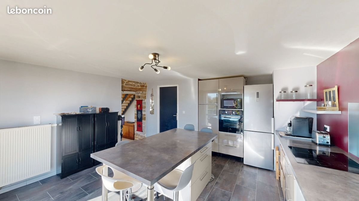 Maison à vendre, 115m², Serre-les-Sapins
