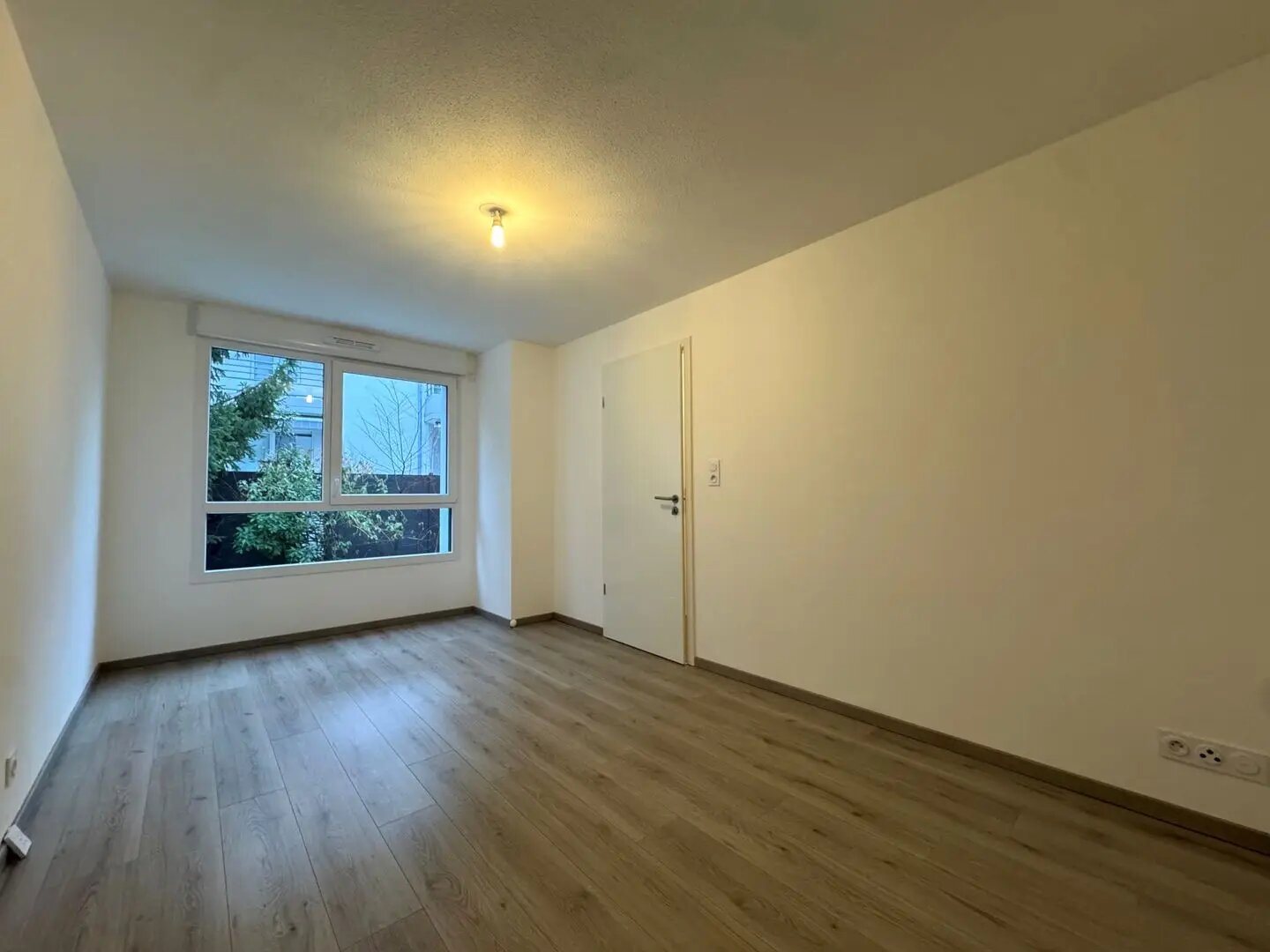 Appartement à vendre, 45m², Village-Neuf