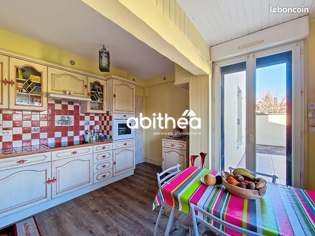 Maison à vendre, 93m², Pons