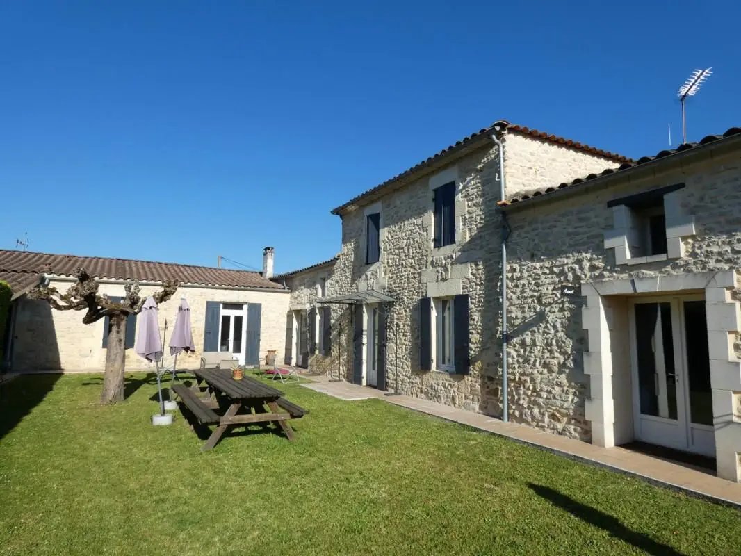 Maison à vendre, 300m², Cartelègue