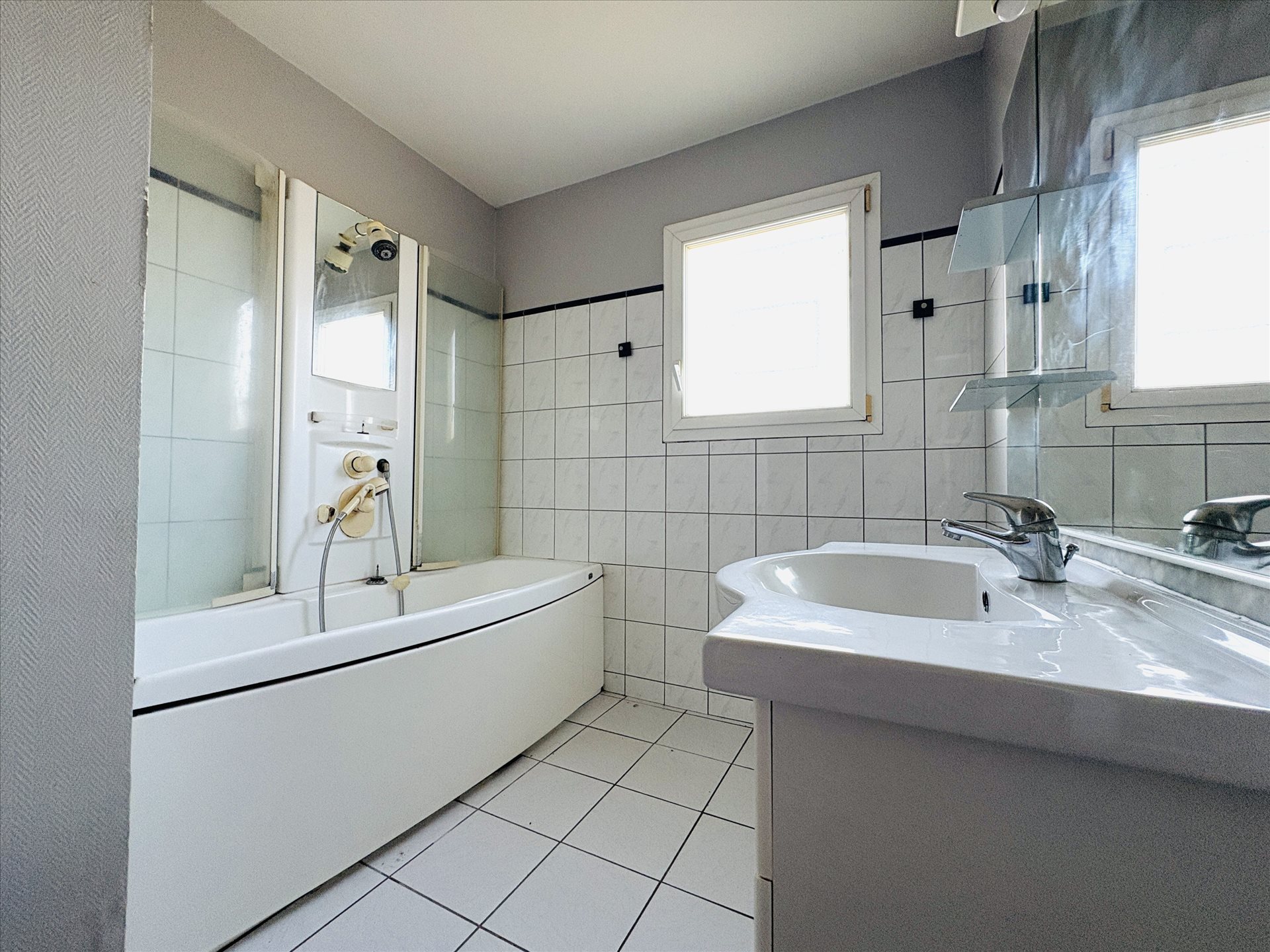 Maison à vendre, 4m², Soussans