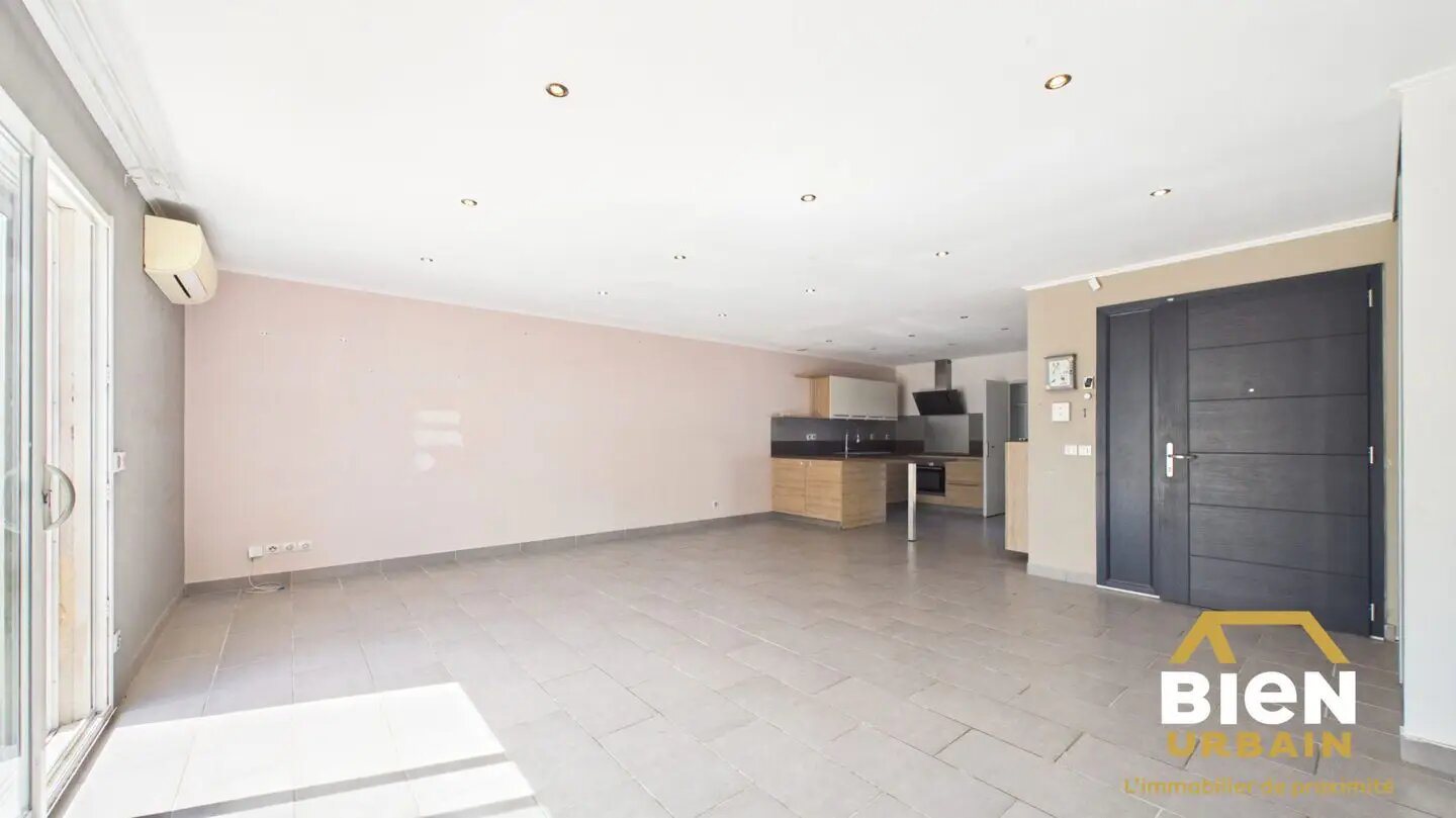 Maison à vendre, 102m², Bezouce