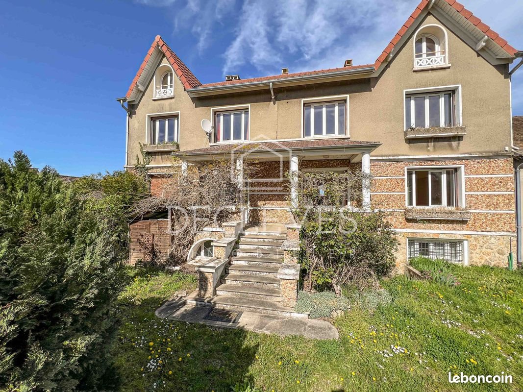 Maison à vendre, 141m², Orgeval