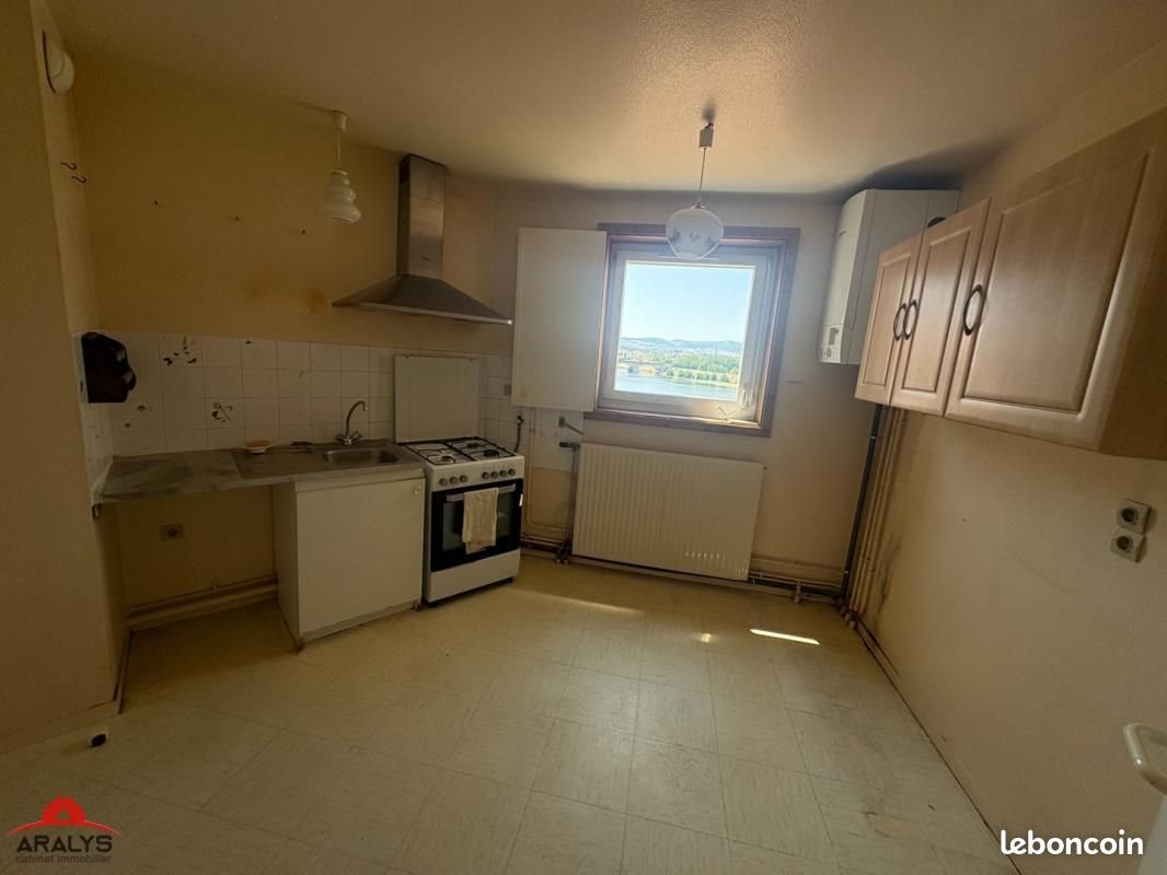 Appartement à louer, 74m², Le Coteau