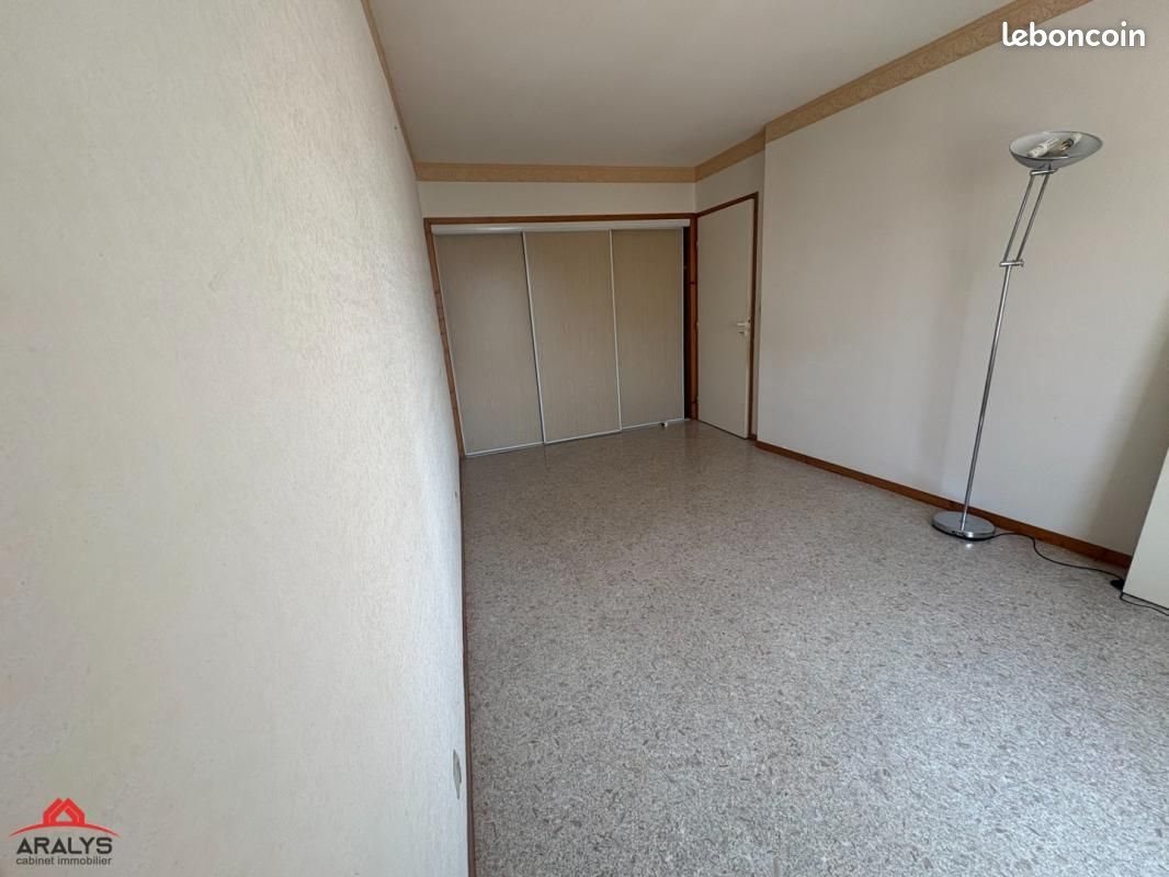 Appartement à louer, 74m², Le Coteau