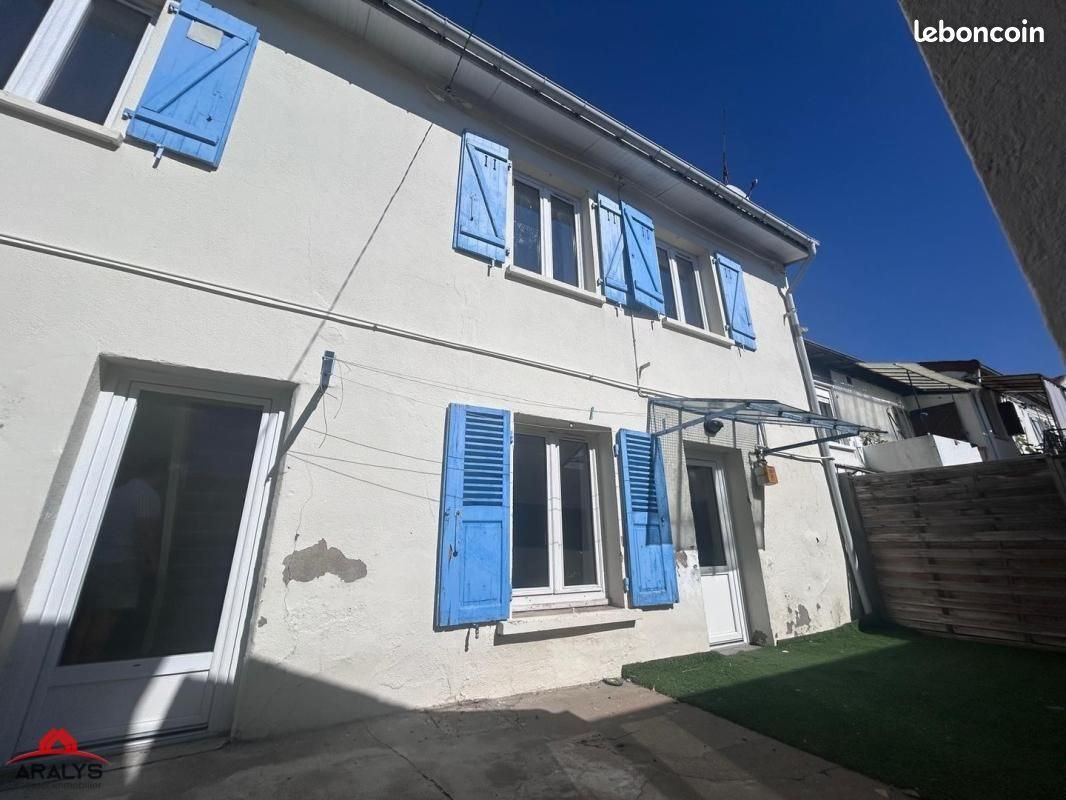 Maison à louer, 82m², Roanne