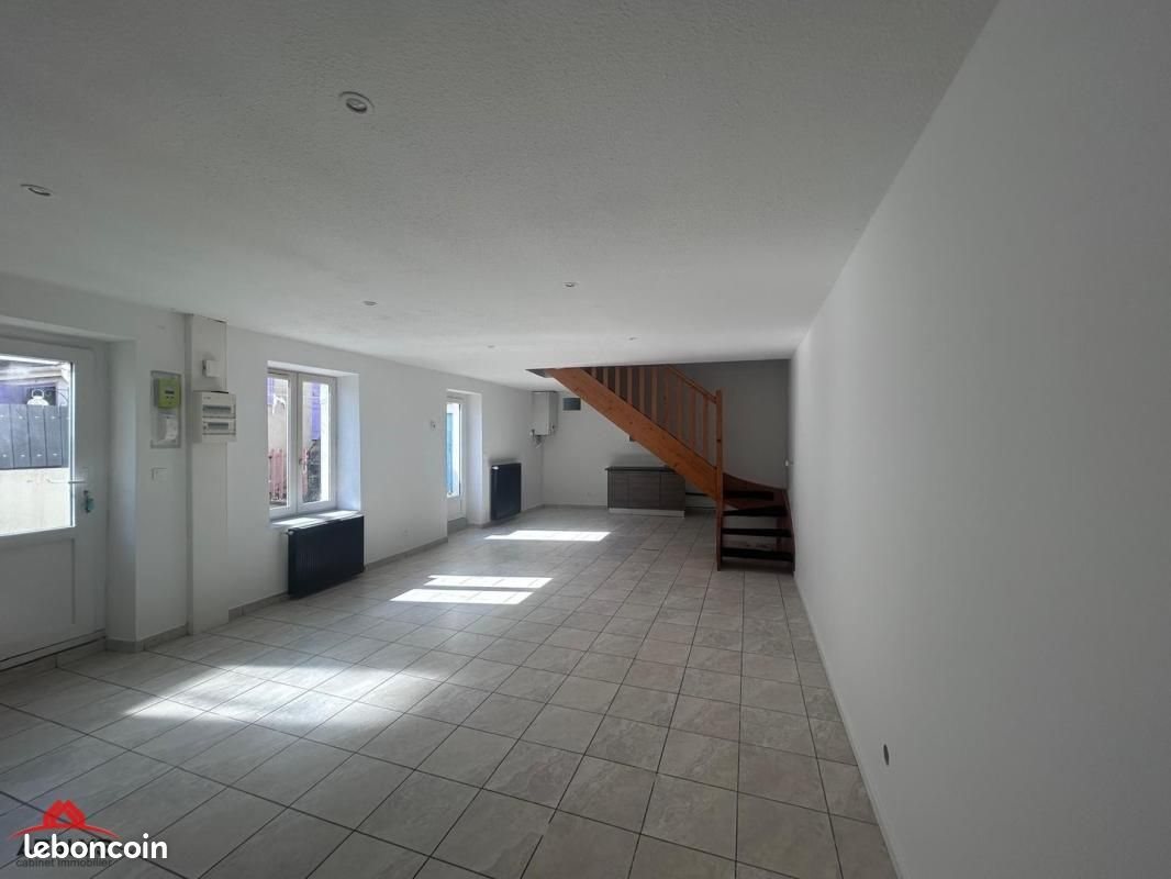 Maison à louer, 82m², Roanne