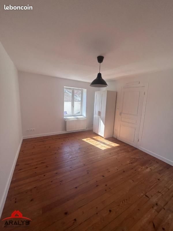 Maison à louer, 82m², Roanne
