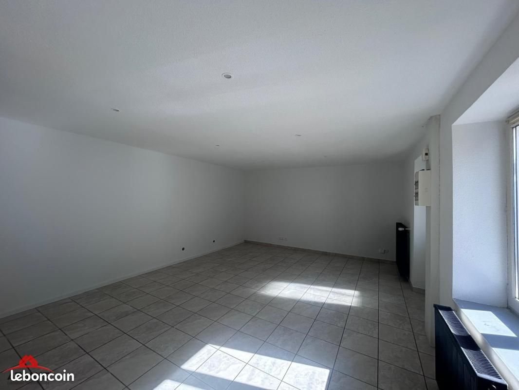 Maison à louer, 82m², Roanne
