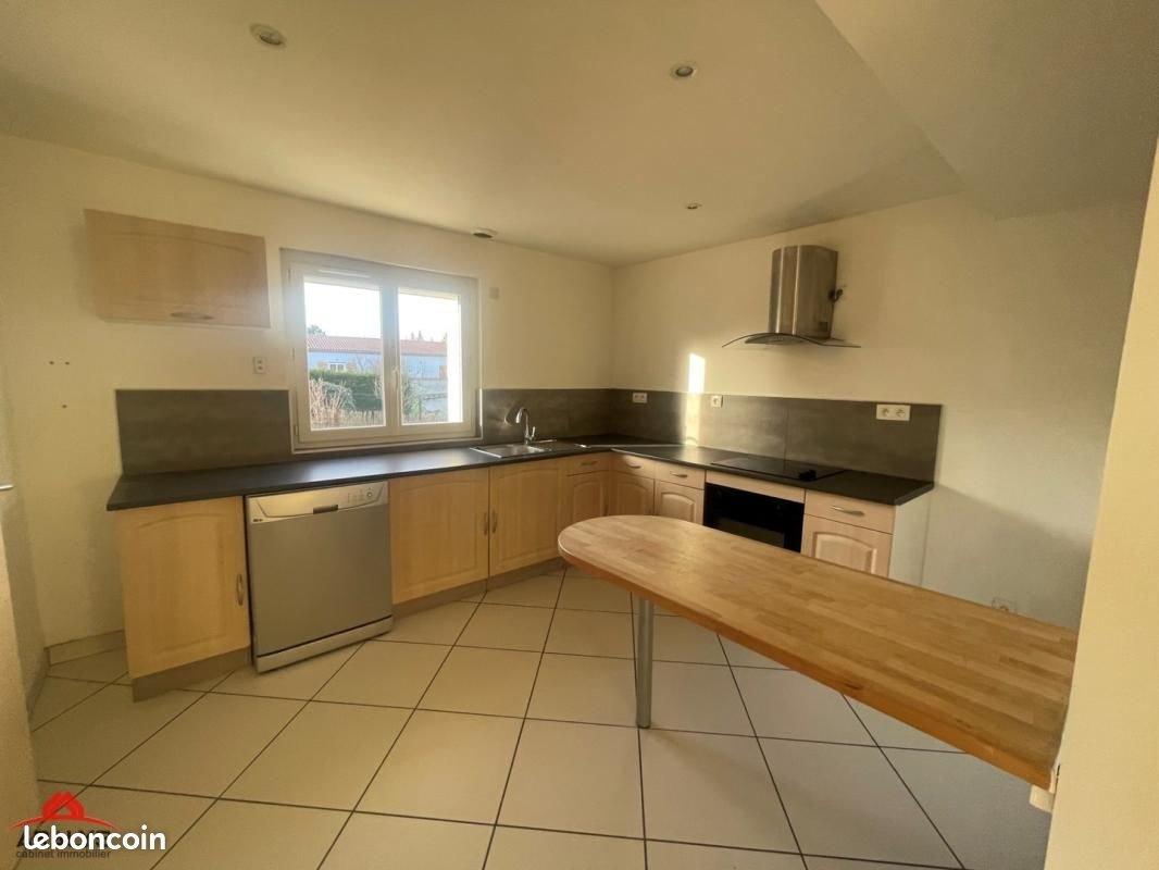 Maison à louer, 60m², Briennon