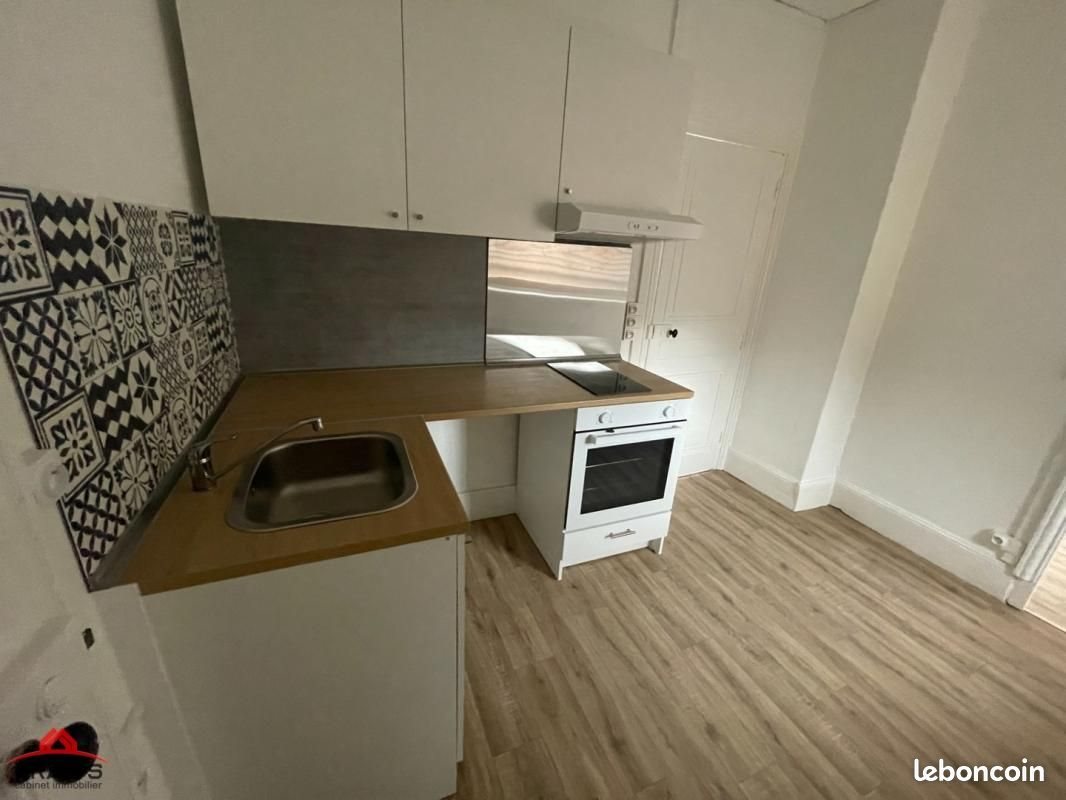 Appartement à louer, 43m², Cours-la-Ville