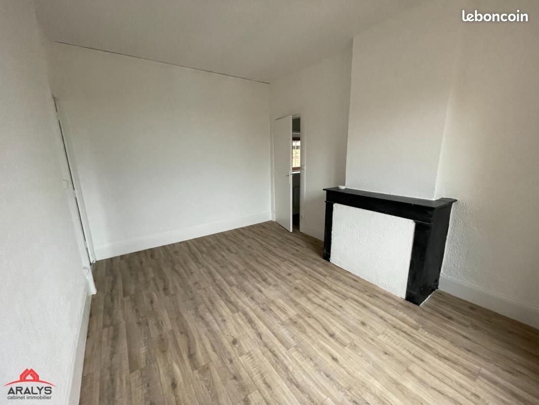 Appartement à louer, 43m², Cours-la-Ville