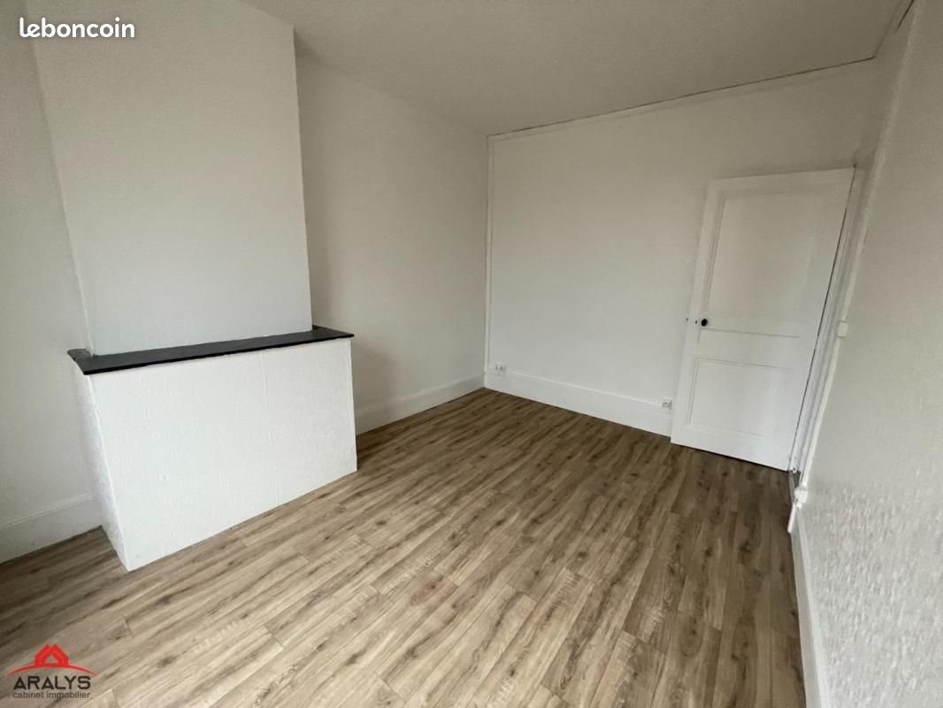 Appartement à louer, 43m², Cours-la-Ville