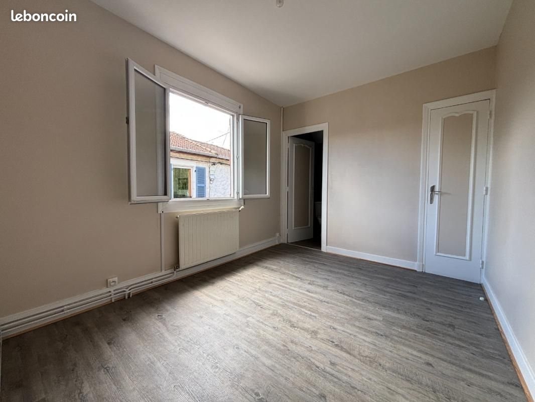 Maison à vendre, 54m², Saint-André-d'Apchon
