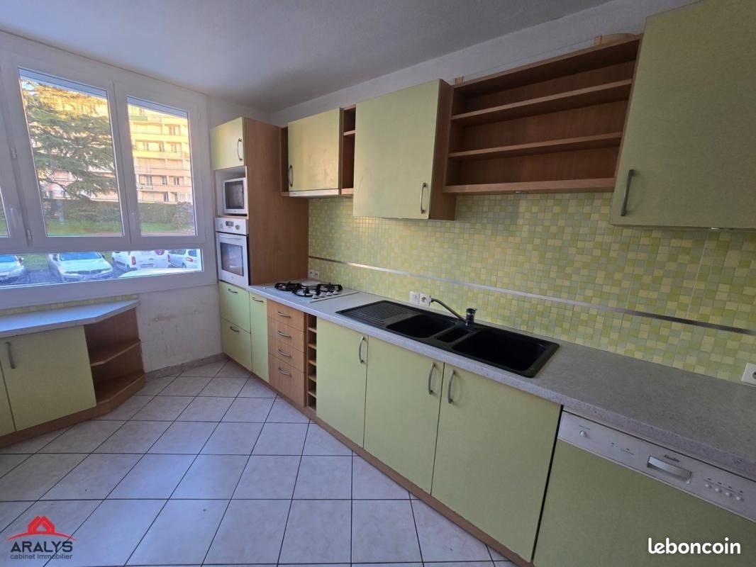 Appartement à louer, 63m², Roanne