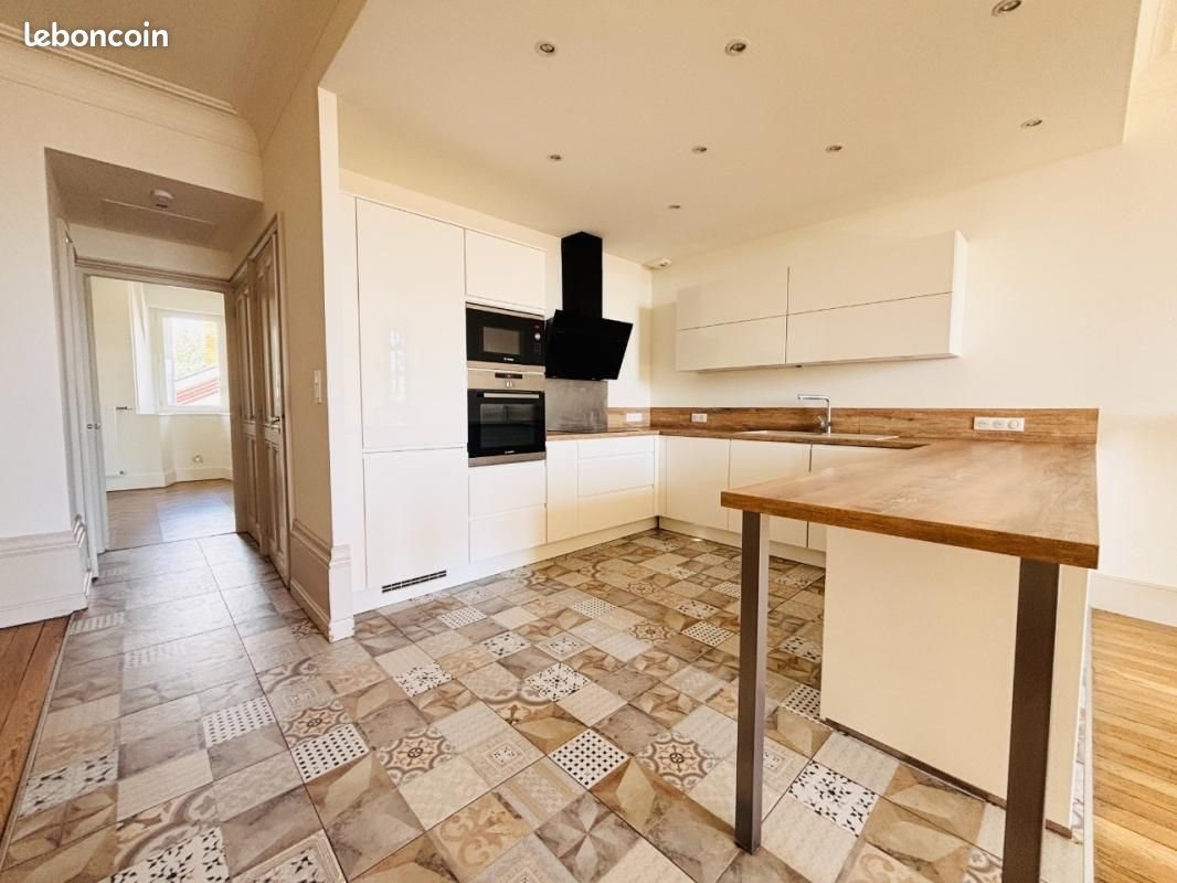 Appartement à vendre, 106m², Roanne
