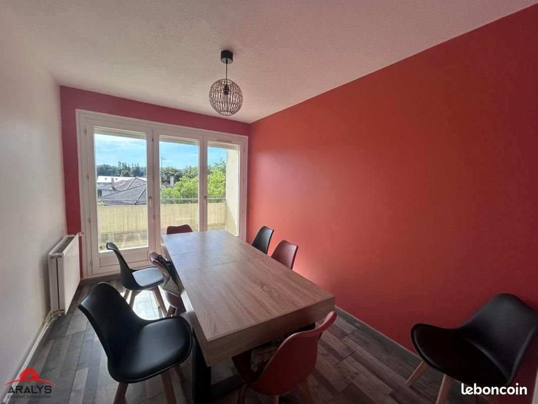 Appartement à louer, 77m², Saint-Symphorien-de-Lay