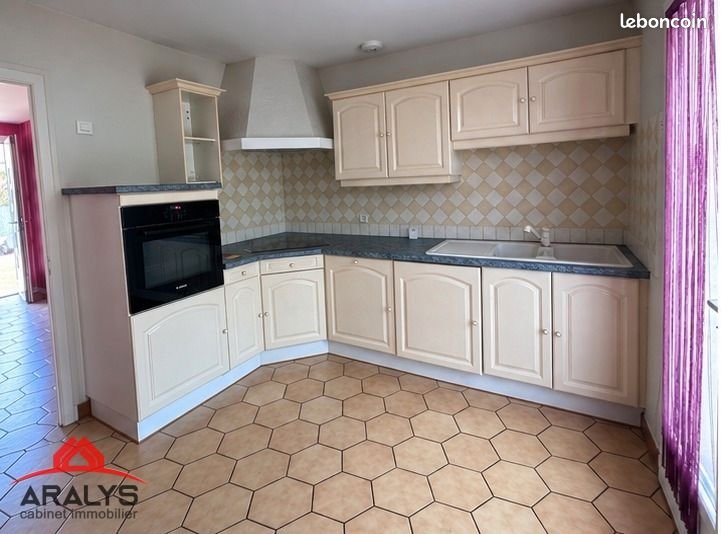Maison à louer, 80m², Commelle-Vernay
