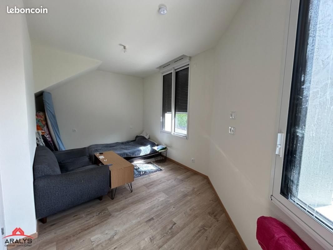 Appartement à louer, 26m², Riorges