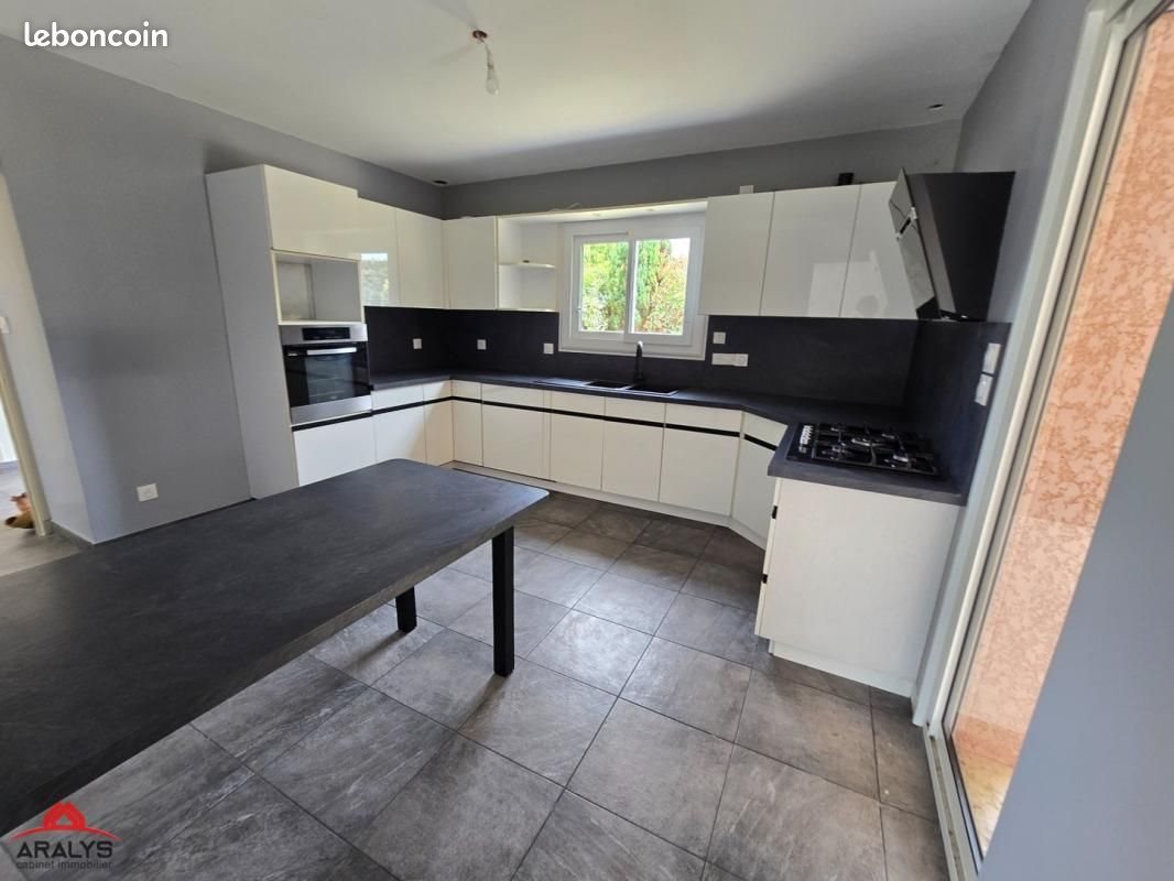 Maison à vendre, 140m², Riorges