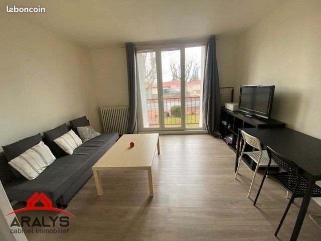 Appartement à louer, 41m², Roanne